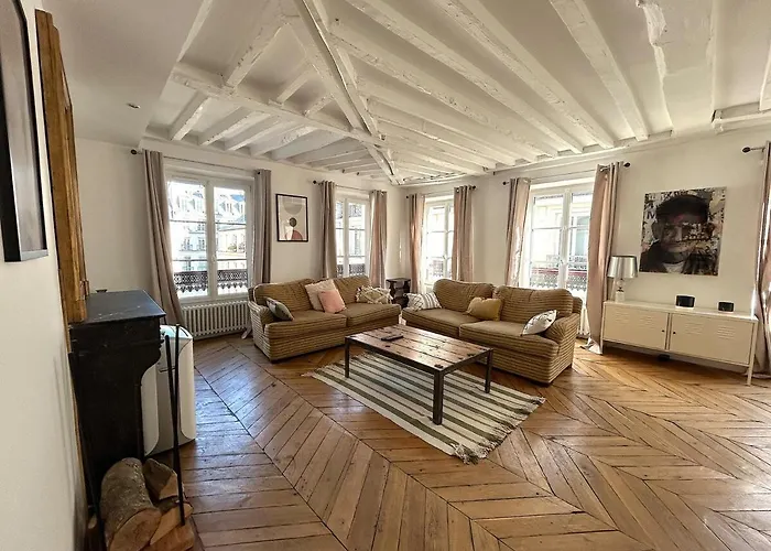 Outstanding And Sunbathed 3 Br